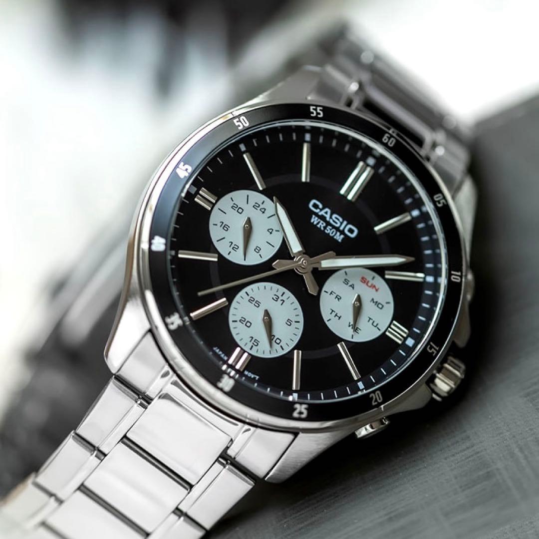 Casio analog wristwatch chronograph silver stainless steel parallel import.