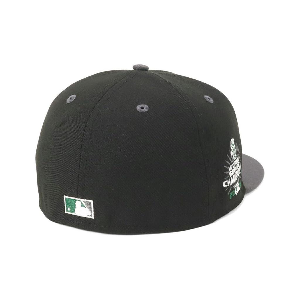 New Era 59FIFTY Cap MLB Chicago White Sox CWS with Side Patch and Under Exclusive to and Also 59FIFTY with side patch and SOX SOX flat Stylish