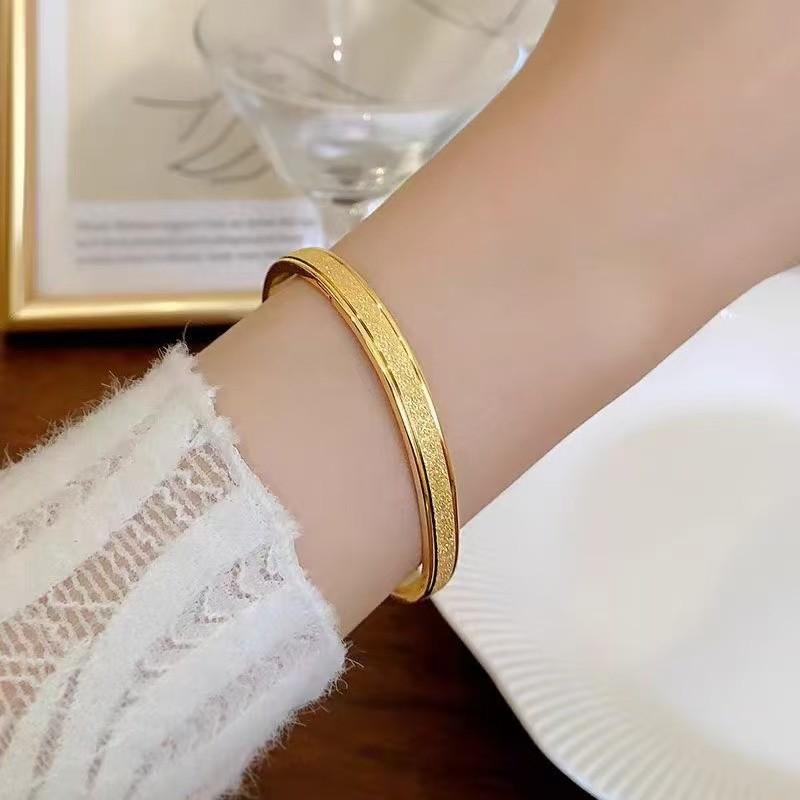 Women's Frosted Open Bangle: Lightweight, Electroplated Gold, Exquisite Fashion Accessory
