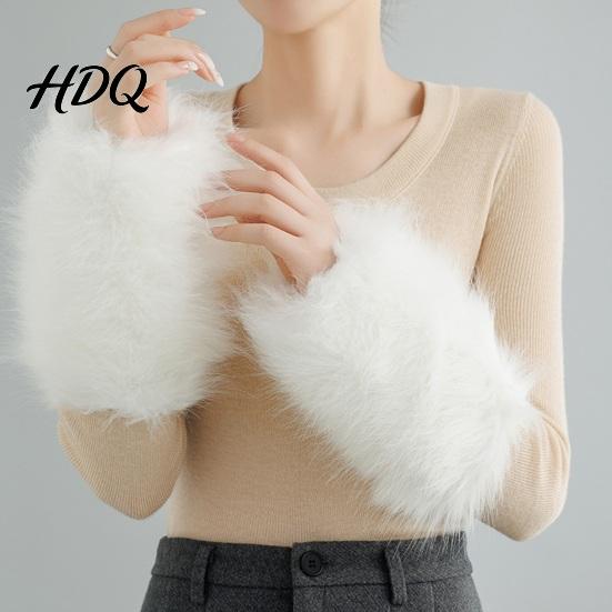 Stylish Plush Cuff Sleeves 1 Pair Faux Fur Wrist Cuffs for Women Fluffy Fox Arm Elegant Winter Accessories Warmers with Satin Lining Warm