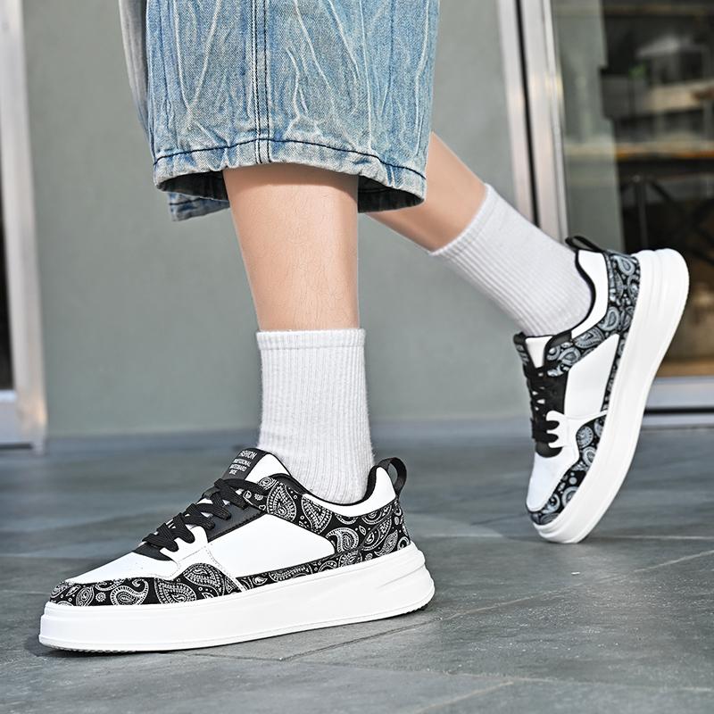 Men’s Casual Skateboarding Shoes Running Shoes Jogging Sneakers Lightweight Students Basketball Shoes Plus Size