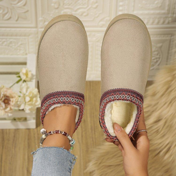 Snow boots women's new winter velvet warm thick soles without heel bag head fluffy half slippers cotton shoes