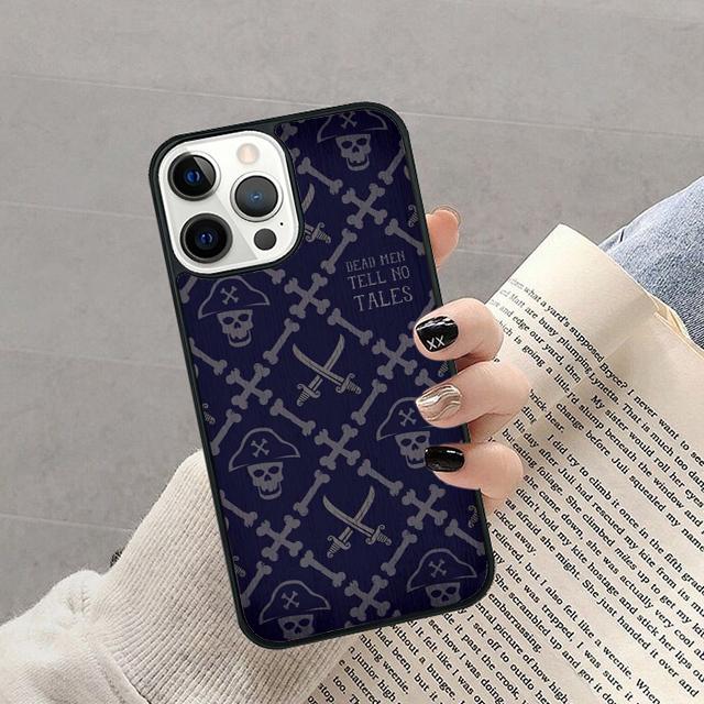 Pirate Skull Cross Bones Phone Case For iPhone 17 Air 16 16e 15 14 plus 11 12 13 Pro max Soft Bumper Shell Cover coque