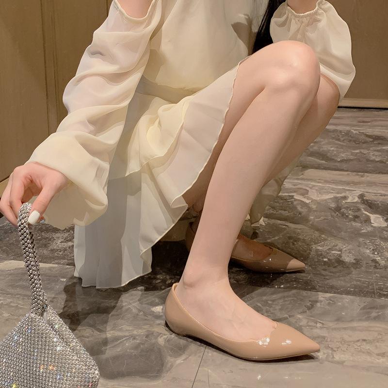 Ziyan Nude Single Shoes Women's Patent Leather 2025 Summer New Red-soled Shoes Temperament Shallow Mouth Pointed Flat Shoes Inner Height Increase