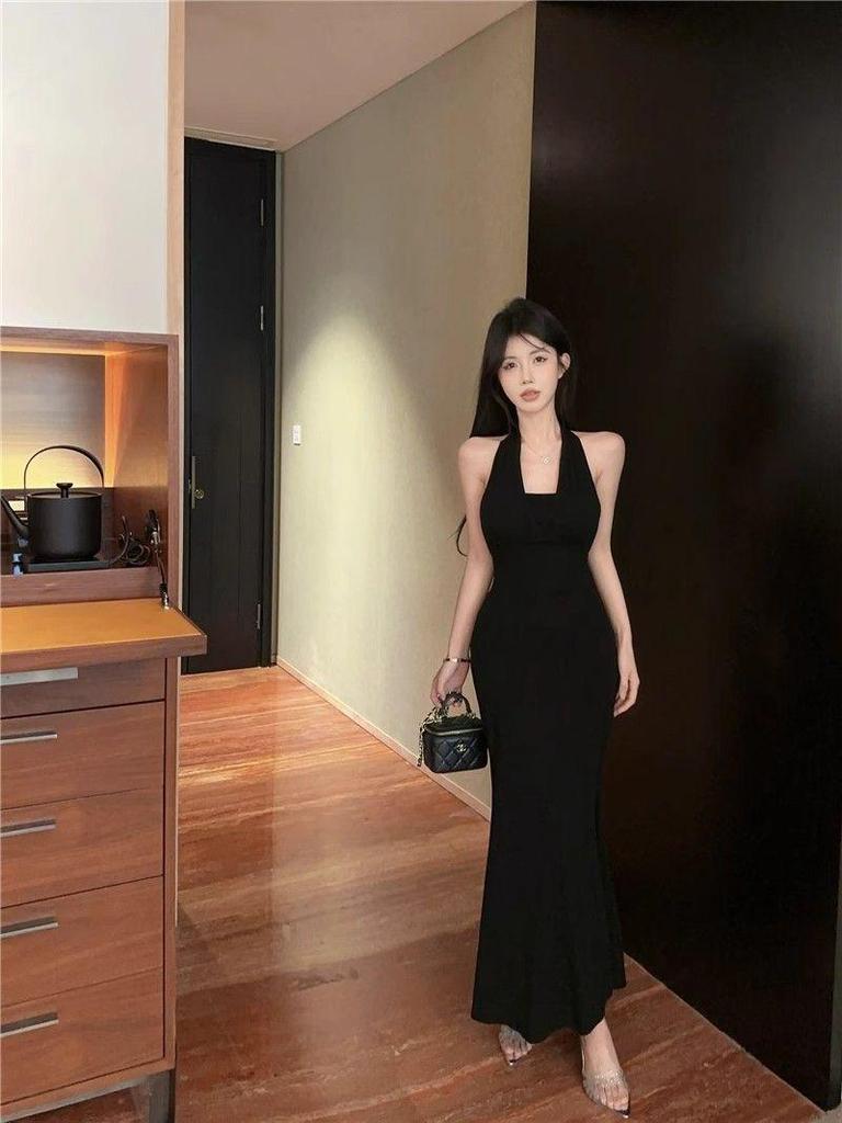 Socialite Pure Desire Backless Halter Summer Long Dress - Slim Fit, Chic & Exquisite