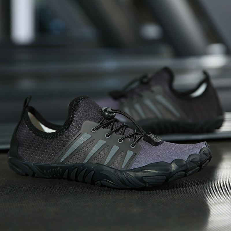 Fashion New Couple Water Shoes Aqua Shoes Five-finger Swimming Shoes 35-46 Size Beach Sports Shoes Fashion Men's Fitness Shoes
