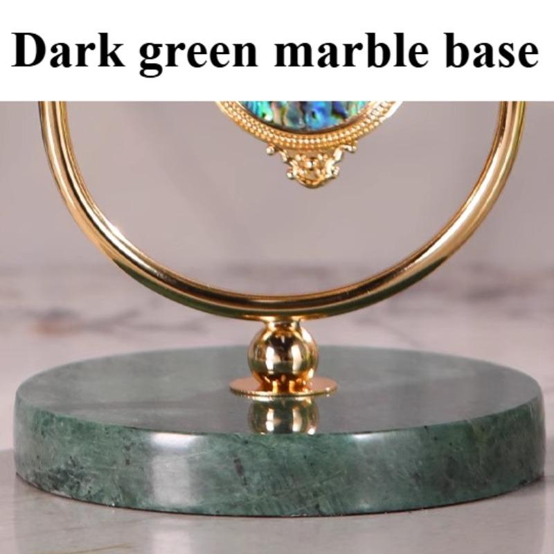 Luxury Table Clocks Art Nordic Silent Table Quartz Clock Morden Design Aesthetic Shell Based Clock Living Room Cabinet Ornament