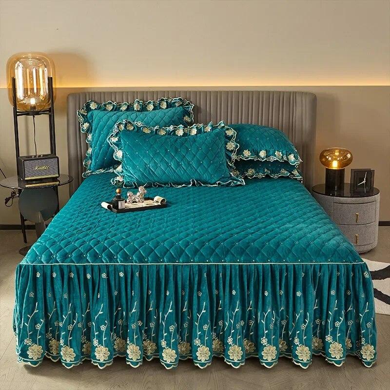 Copriletto trapuntato a fiori ricamato in velluto spesso gonna da letto di lusso morbido con 2 federe per cuscini Queen King Dropshipping