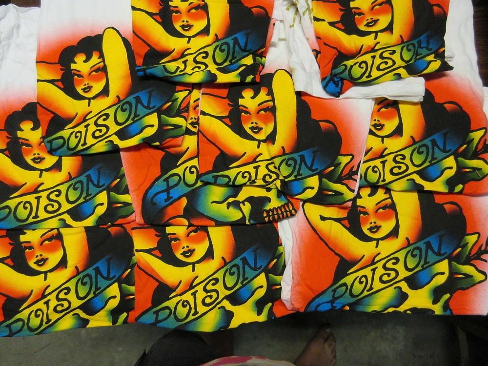 35X WHOLESALE LOT POISON BRET MICHAELS OFFICIALCONCER wbr/ T MUSIC  GIRLS LARGE Unisex T-Shirt XXXXL