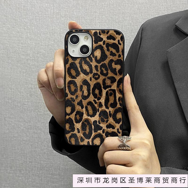 Leopard print is suitable for Apple 13 mobile phone case iphone12promax cover 14/11/xsmax/xr matte black 78 women