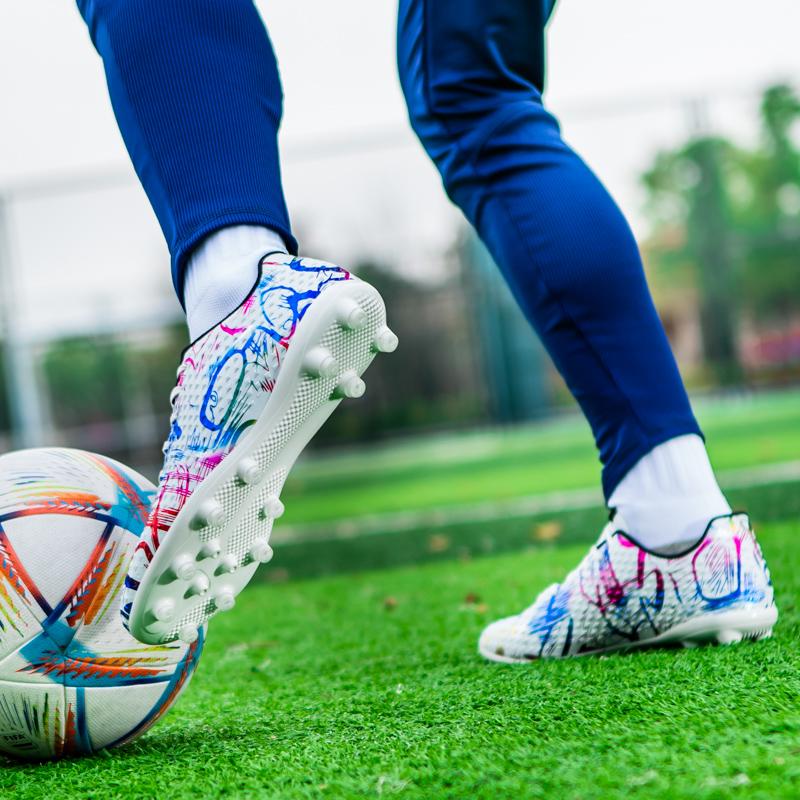 Men's Youth Football Shoes Long Nails Sports Football Boots Large Size Youth Sports Shoes