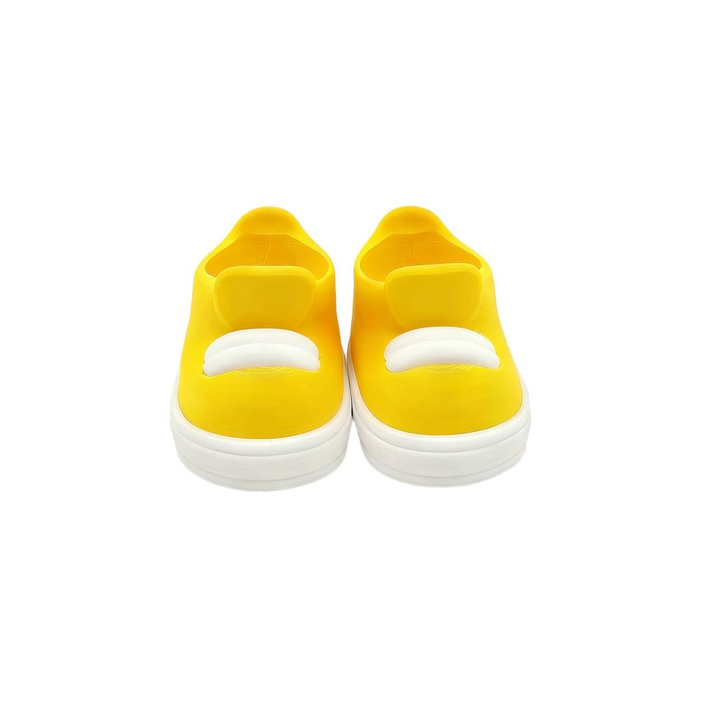 Colorful Shoe-Shaped Holder Game Controller Fun Stand Suitable for PS4 PS5 Xbox Controllers Perfect Gift