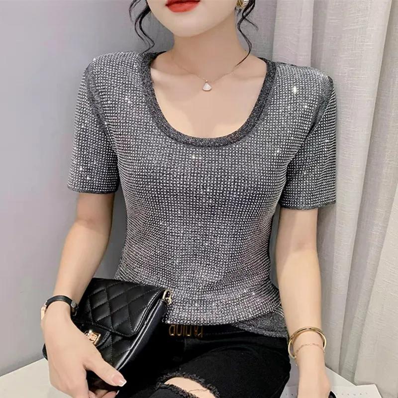 

Летняя уличная одежда для девушек, роскошная футболка облегающего кроя с горячей стразовкой, модный темперамент, круглый вырез, короткий рукав, блестящие бриллианты, женские футболки, топы 3XL серый
