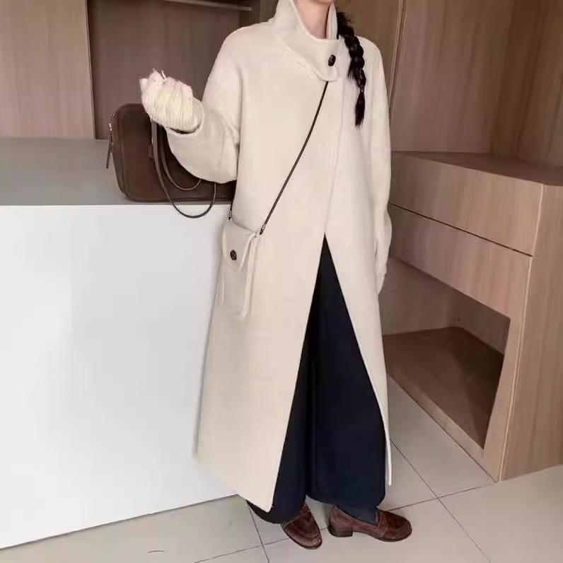 Comes with A Small Cross-body Bag. Designed with A Stand-up Collar and Double-sided Wool Coat. Medium-length and Slimming Woolen Coat for Women.