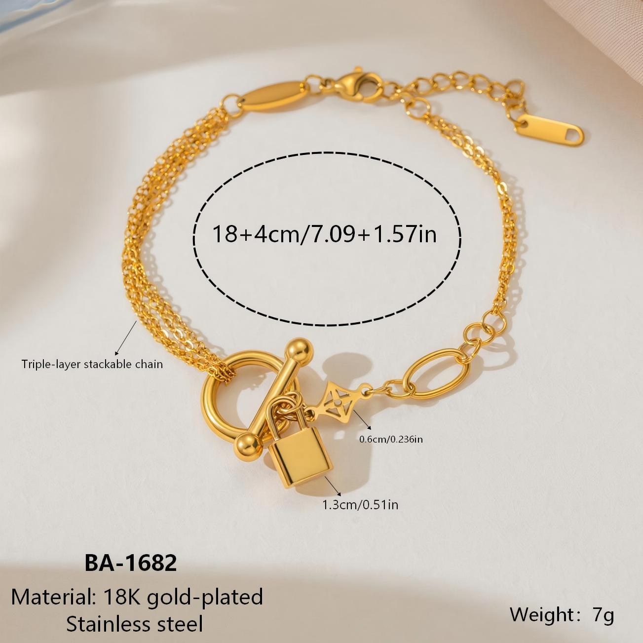 18K Gold Plated Stainless Steel Four-Leaf Clover Lock Pendant Bracelet - Exquisite Fashionable Titanium Steel Jewelry. 18K