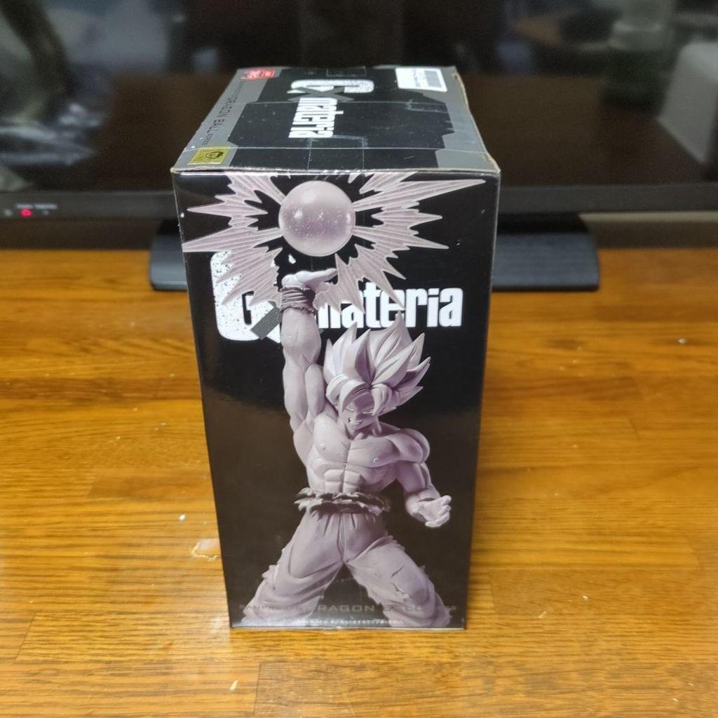 [USED] Dragon Ball Figures Son Goku, Frieza