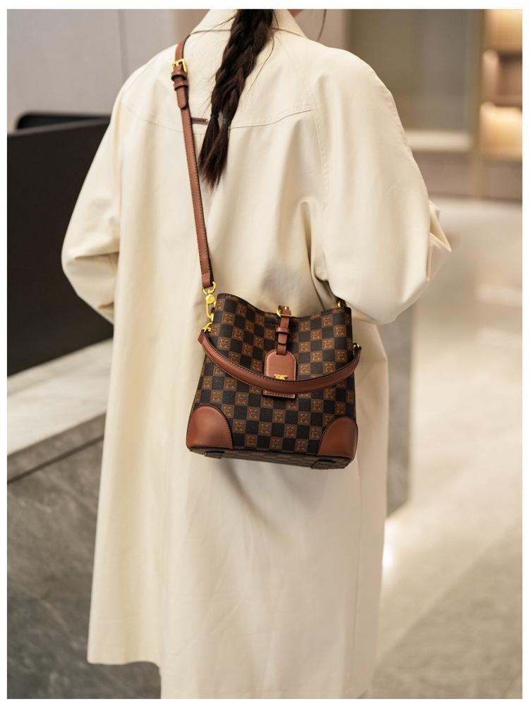 High-End Women's Large Tote Bucket Bag - 2025 Trendy Crossbody & Shoulder Handbag