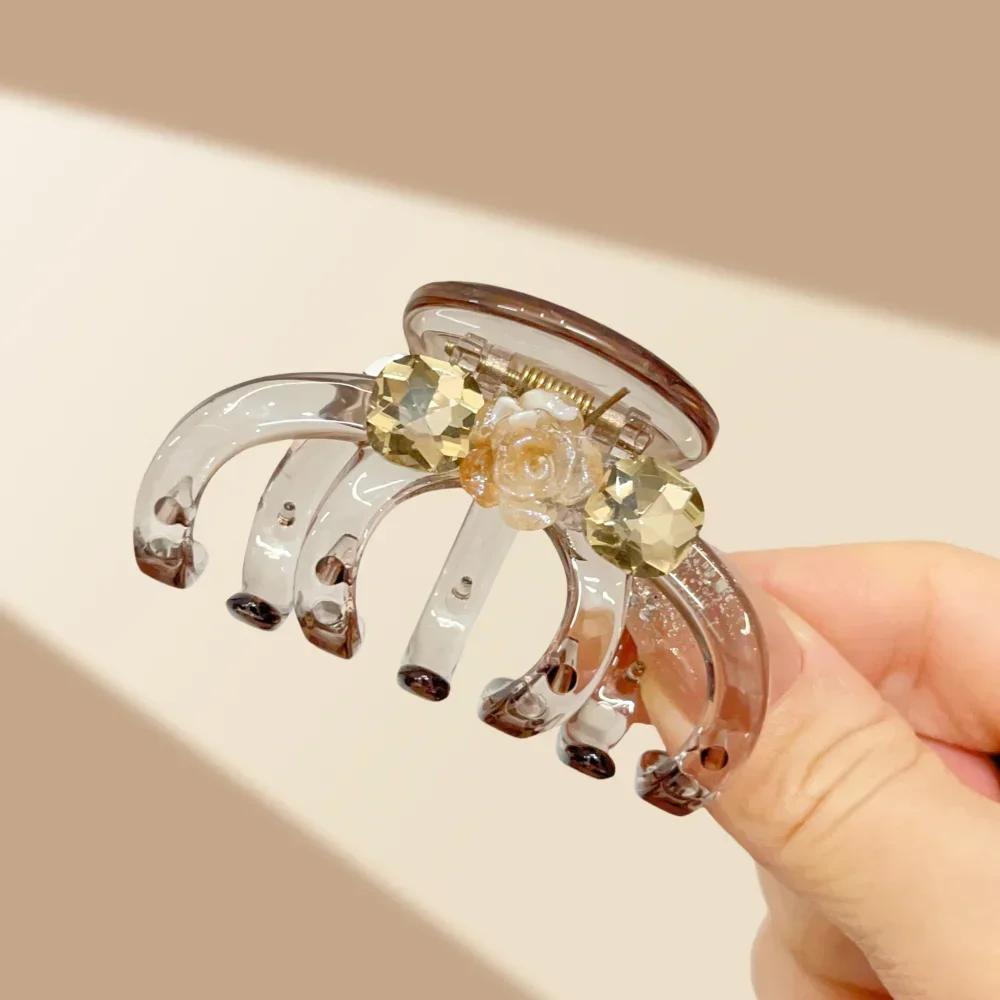 Elegant Crystal Pearl Medium Size Thick Thin Women's Hair Claw Clip Accessories Korean Star Red Black Catch Clamp Girls Headwear