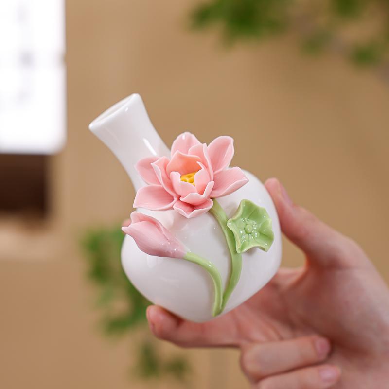 Nordic Ceramic Handmade Flower Carving Vase, Dining Table Living Room Bedroom Office Decoration, Small Flower Ware, 1Pc