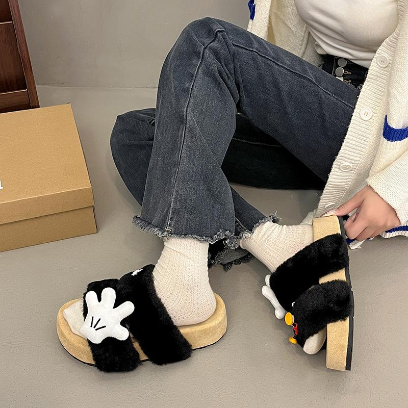 Popular simple and versatile 2025 new Mao Mao drag women wear autumn and winter one-word cotton slippers wear non-slip slippers women
