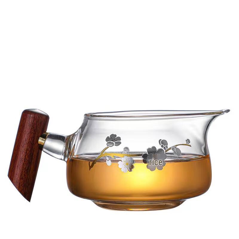 Glass Fairness Cup with Wooden Handle