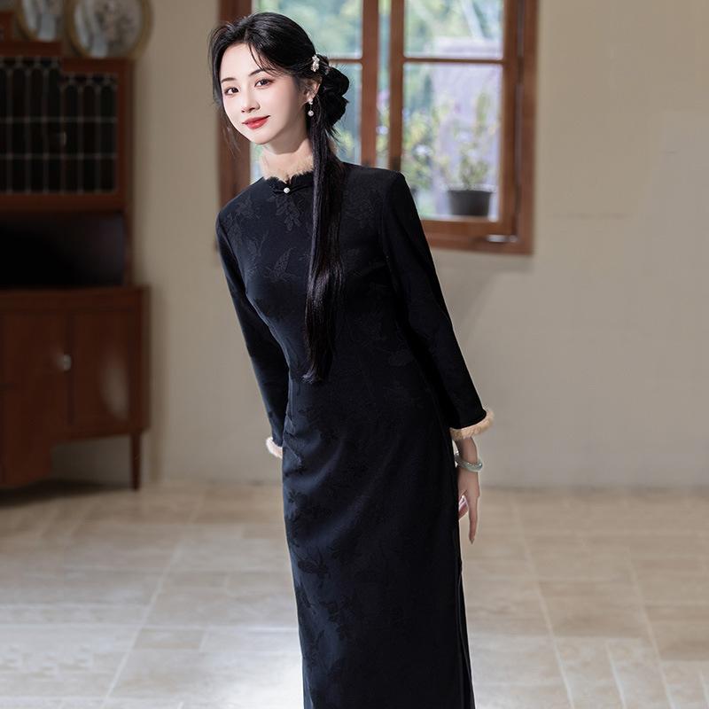 Black velvet winter clothing national style new Chinese long-sleeved improved cheongsam winter thick young women's high-end sense