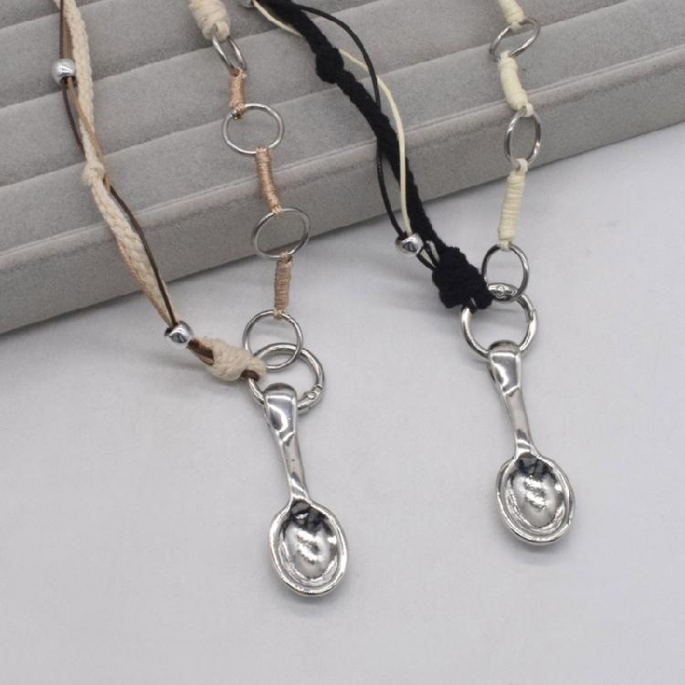 Chic and Quirky Spoon Pendant Necklace Delicate Spoon Pendant Necklace Elegant Braided Strings Neckchain Adornments