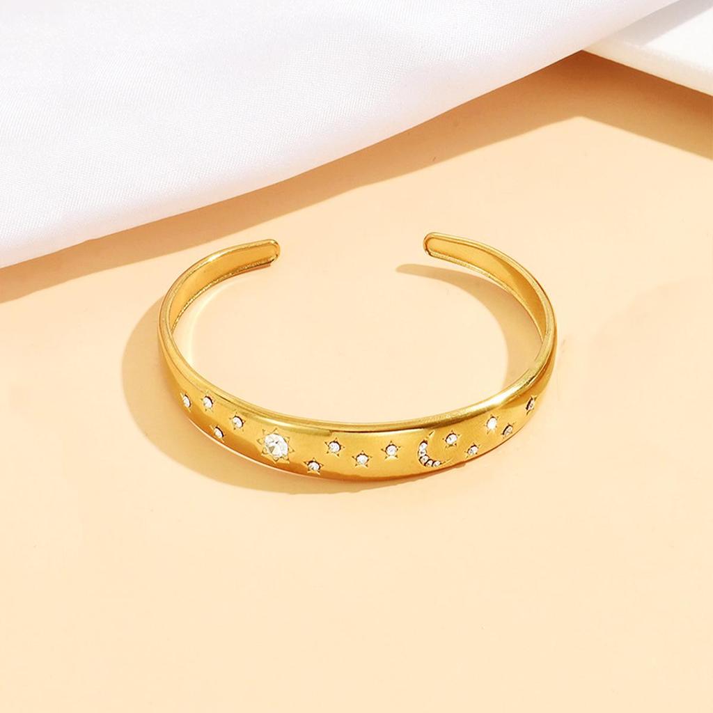 Stainless Steel Retro Palace-Style Gold-Plated Bangle with Rhinestone Star & Moon Design