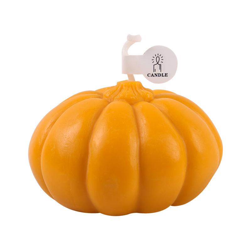 Pumpkin-Shaped Halloween Scented Candles - Perfect for Parties & Weddings