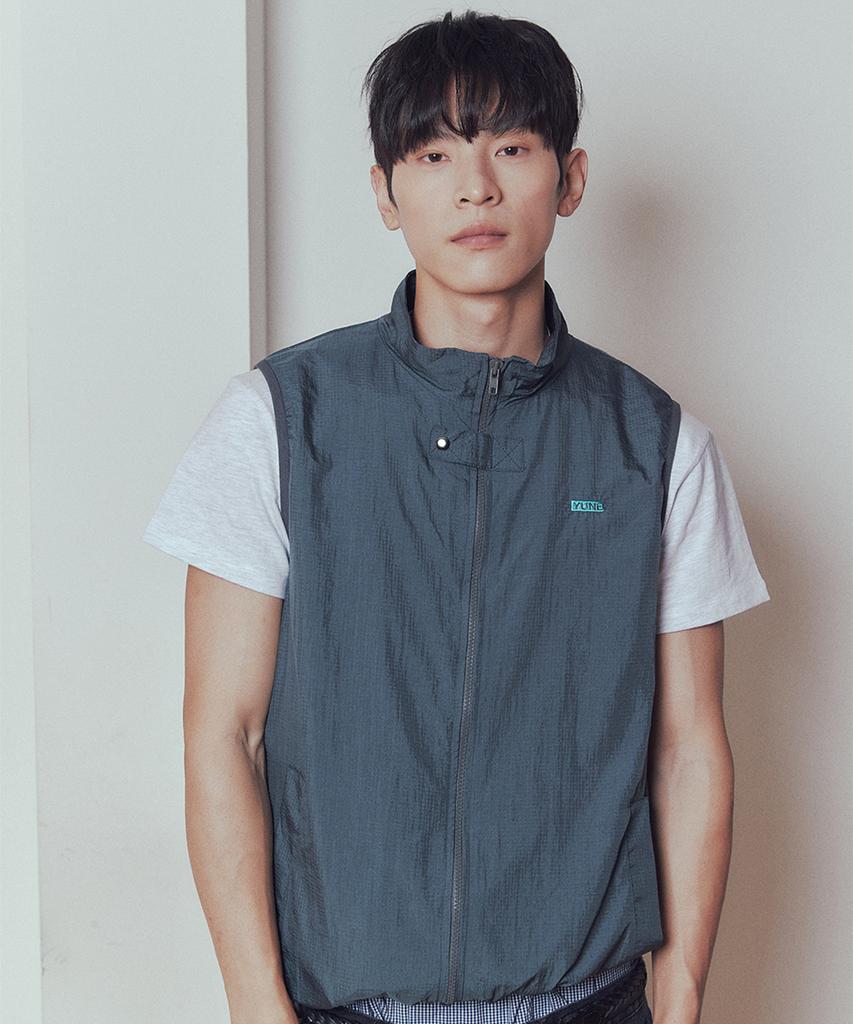 Yune Air Shell Zip Vest_[Charcoal]