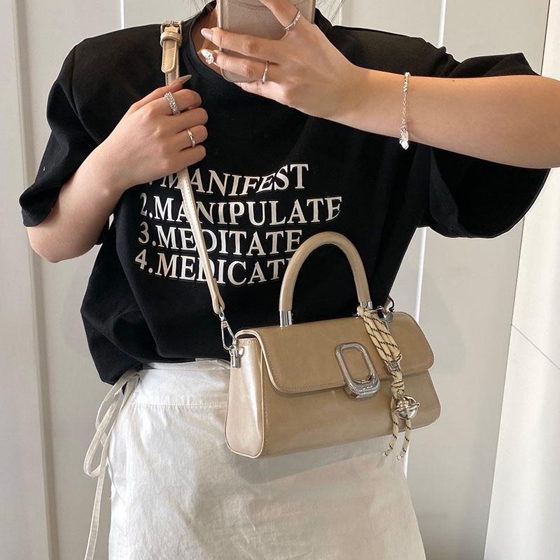 

Нишевая женская сумка кроссбоди Lock на весну 2025 - Универсальная, простая, маленькая квадратная сумка и сумка на плечо Without Pendant хаки