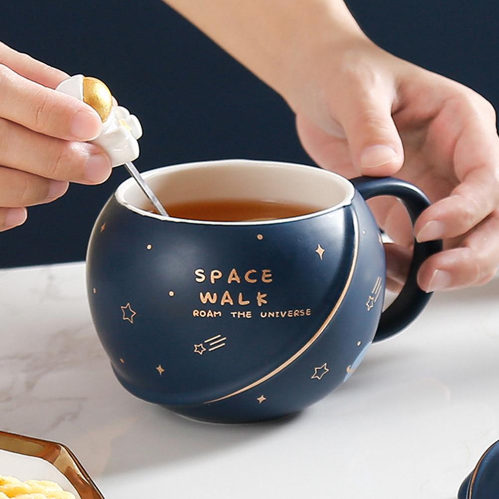 

1 Set Astronaut Planet Shape Ceramic Mug Creative Heat Resistant Drinking Cup Home Coffee Milk Water Cup Gift Drink Ware Gift other