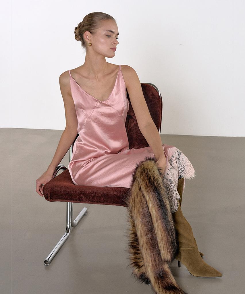 PELOTE Lace Hem Slip Dress (2 Colors)