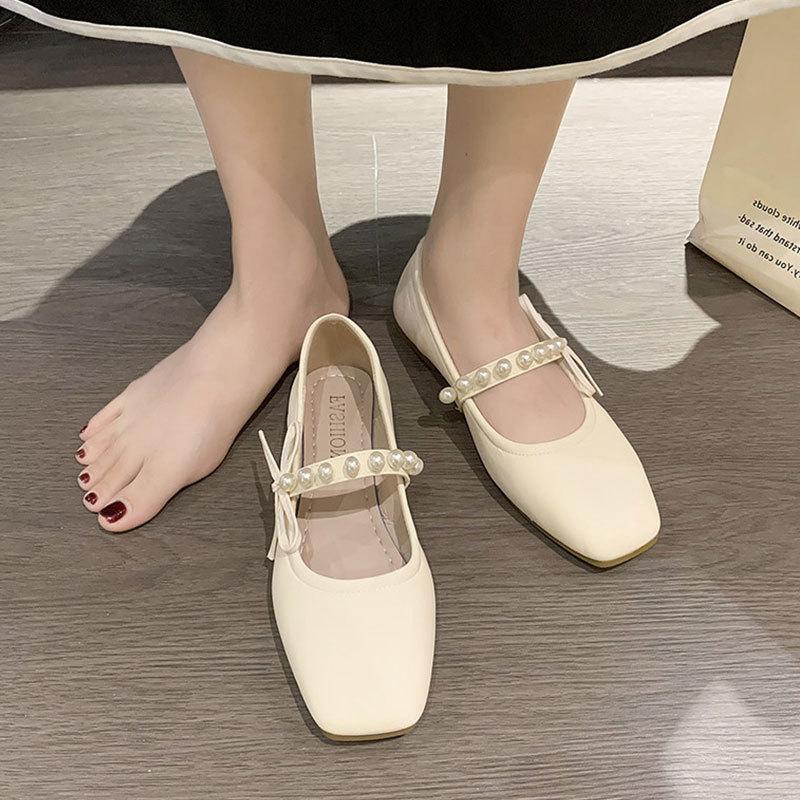 Mary Jane single shoe girl 2025 new spring and autumn flat bottom evening fairy wind gentle with skirt soft sole small leather shoes