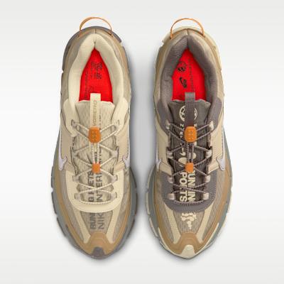 Nike Zoom Vomero 5 Roam Running Poets