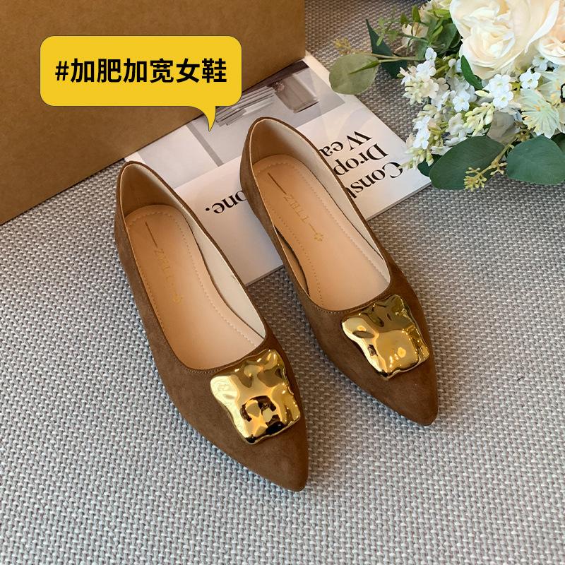 

8-Pointed single shoes women s ladyshoes 26 new suede shallow mouth flat shoes widened large size women s shoes 35 хаки