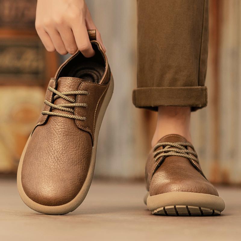 New Men's Soft Leather Casual Shoes Men Breathable Lace-Up Flat Heel Rubber Walking Shoes Fashion Comfortable Sneakers
