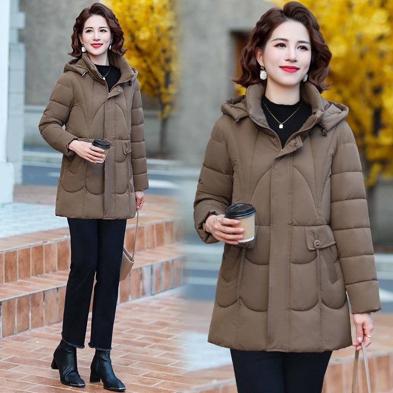 Middle-aged and elderly winter cotton-padded clothes for women's new fashion medium and long down cotton-padded jackets, thickened mother-padded jacke