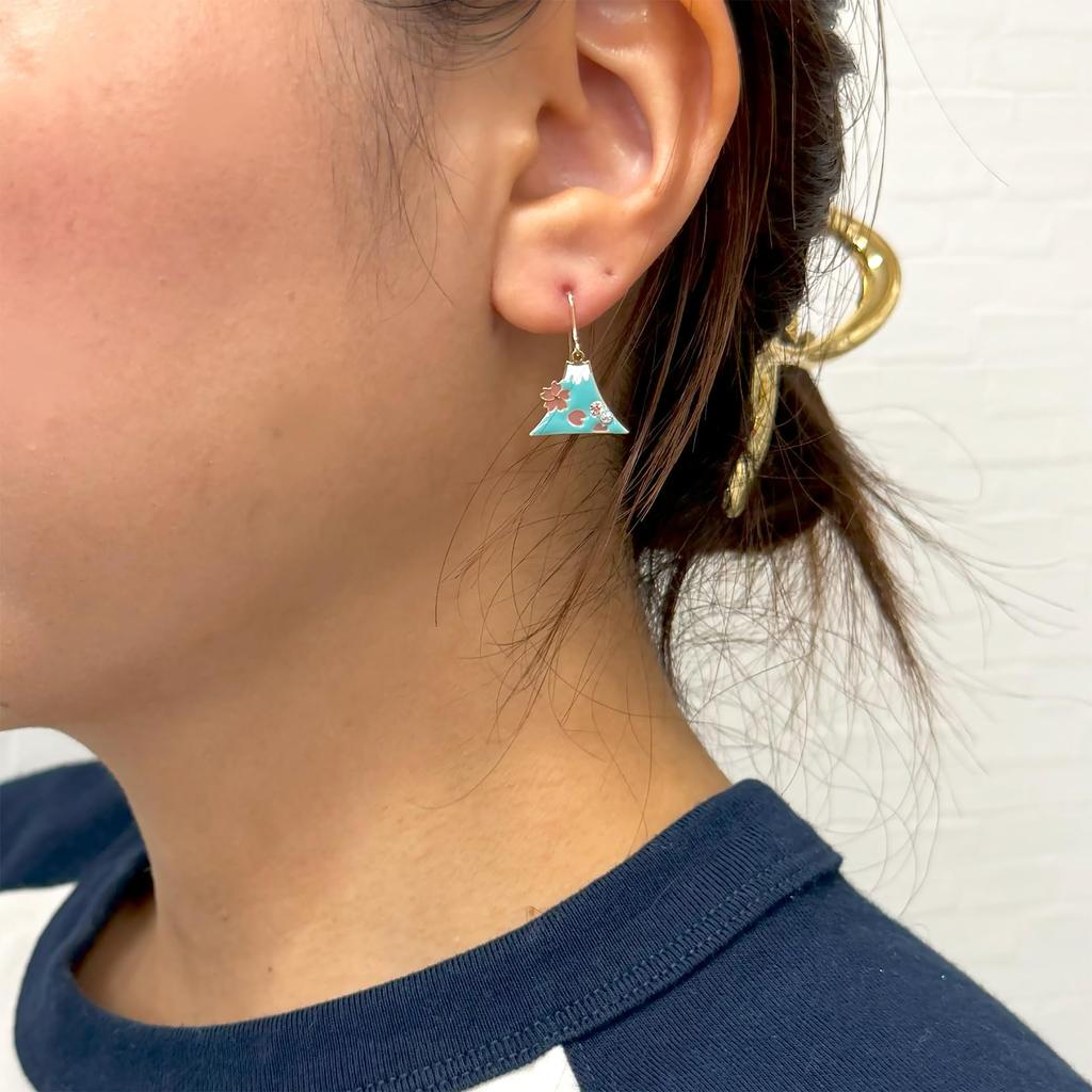 Shop Cherry Japanese Metal Light Made In Japan Acc26 E Fuji Sakura G [Jewelry M] Women's Earrings, Non-hole, Resin, Mt. Fuji, Blossoms, Pattern,