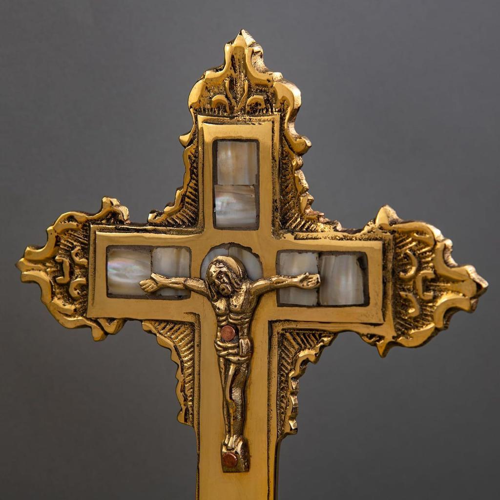 Traditional Stone Studded Orthodox Holy Cross Brass Jesus Christ Statue Catholic Crucifix for Home Church and Chapel Decoration Statue