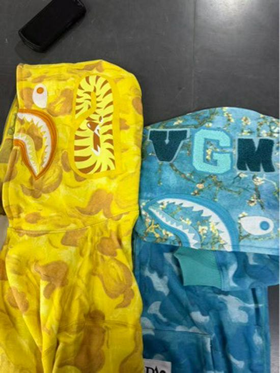 Van Gogh x BAPE 2025 Shark Hoodie - Sonnenblumenmuster Japanischer Trend