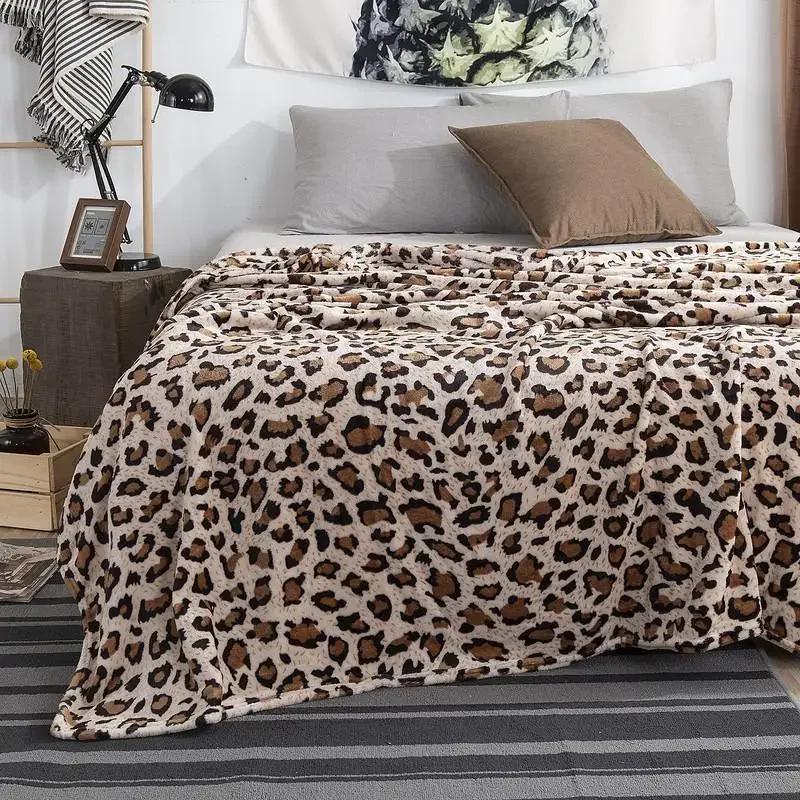 Super Soft Coral Fleece Flannel Blanket Leopard Stripe Printed Sofa Bedspread Plaid Design For Comfortable Home Living