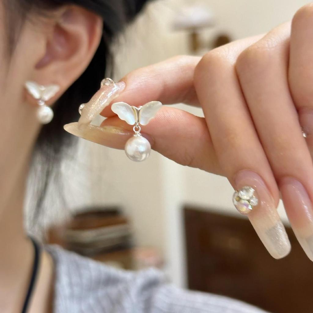 Elegant Angel Mother-of-Pearl Wing Earrings - Lightweight, Luxurious, Versatile Butterfly Design for Women