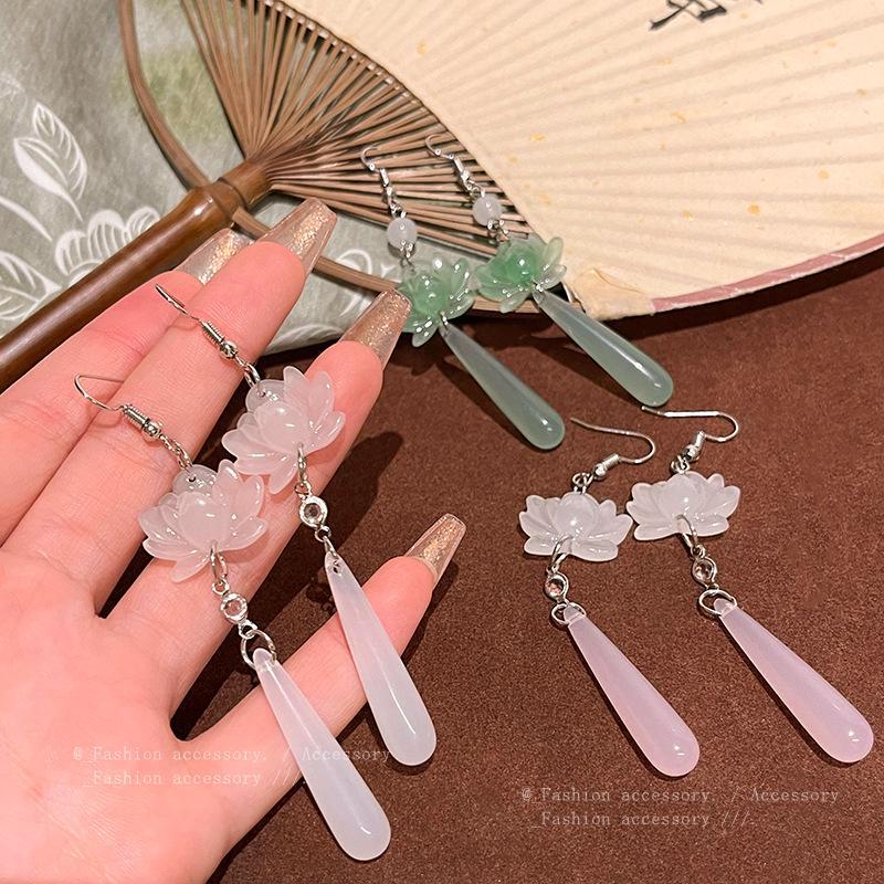 Chic Chinese-Inspired Chalcedony Lotus Tassel Earrings Chinese Style Horse Face Skirt, Earrings for Women