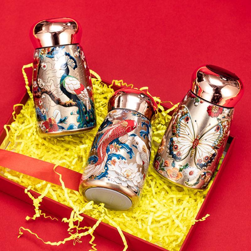 Golden Peacock Retro Insulated Cup - 316 Inner Liner, Portable Design, Keeps Beverages Hot or Cold.