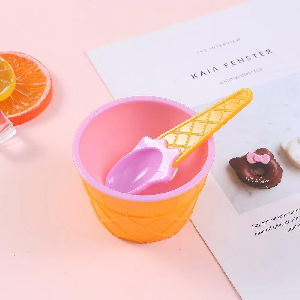 Candy Colored Ice Cream Shaped Plastic Bowl with Spoon Reusable Cartoon Egg Cone Children Fruit Dessert Bowl Kitchen Accessories