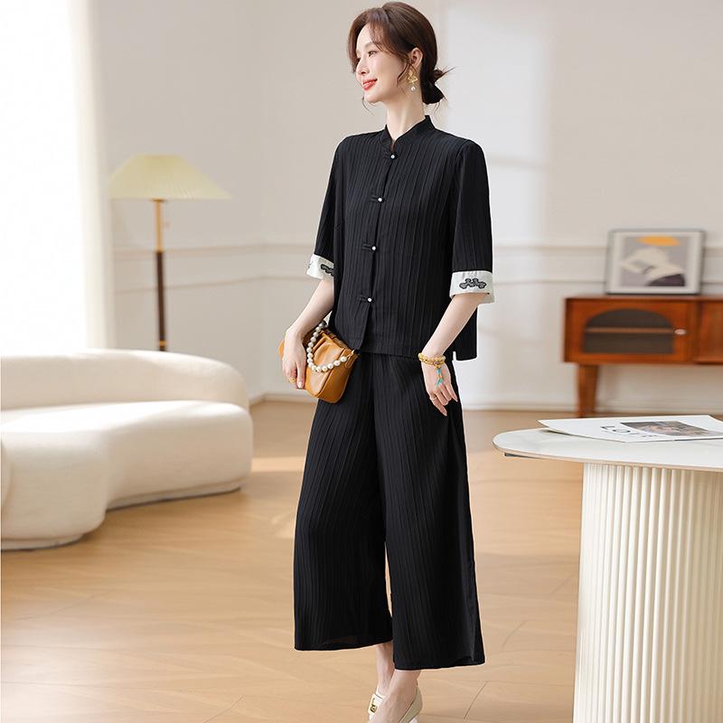 

Summer Chinese-Style Short Sleeve Suit for Middle-Aged Women: Frog Button Top & Loose Wide-Leg Pants Set 4XL [For 130-145 Jin]