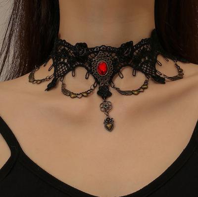 Halloween European and American Gothic Ornaments, Retro Dark Lace Collarbone Chain Choker Personality Exaggerated Necklace