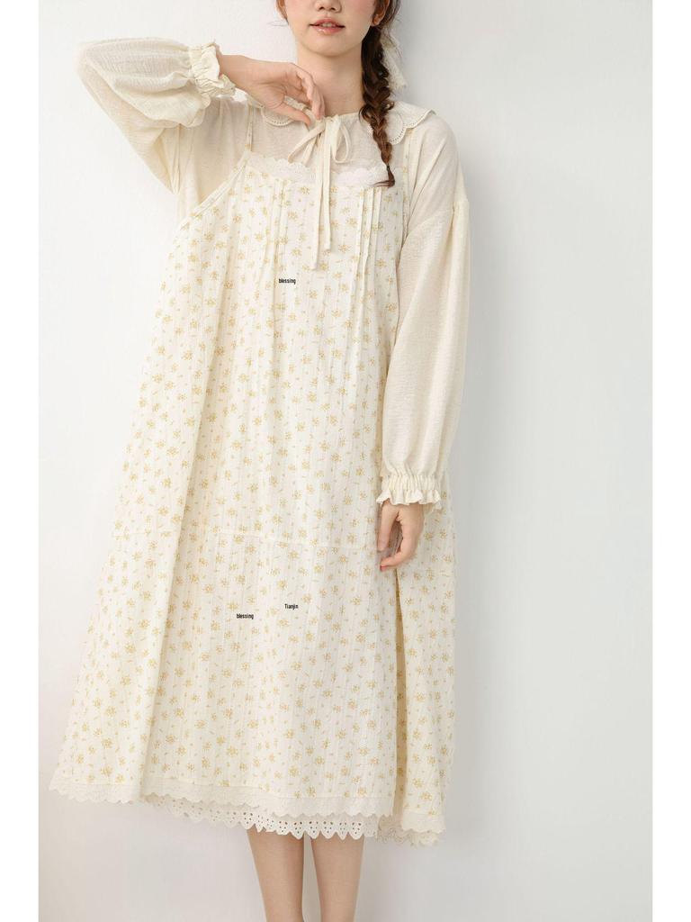 Spring/Summer 2026 Floral Print Spaghetti Strap Midi Dress - Sweet Mori Style with Lace Patchwork