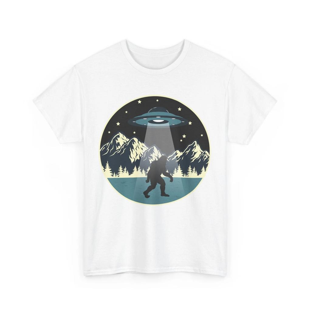 Bigfoot Abduction Shirt, Sasquatch & UFO Alien Bigfoot Lovers T shirt